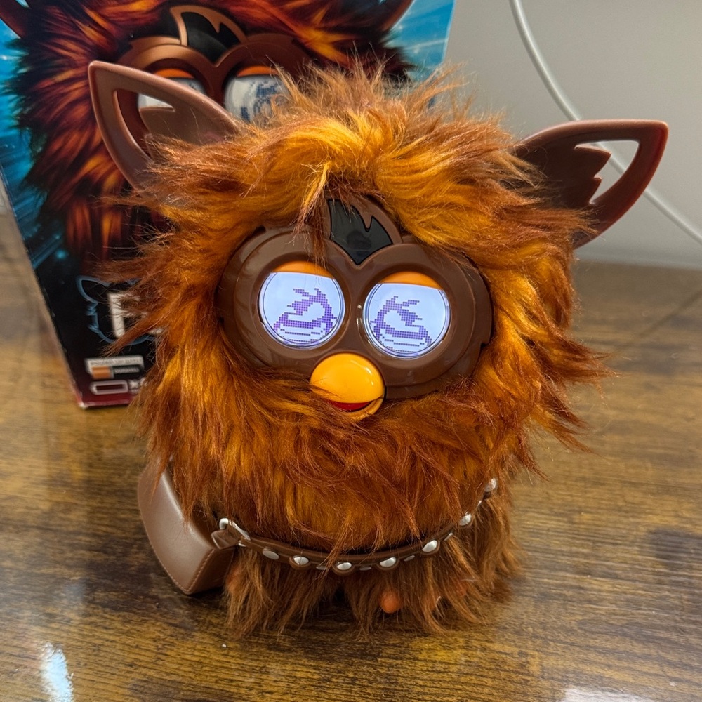 Star Wars Furbacca Furby Chewbacca Hasbro Collectible Like New Incl Box